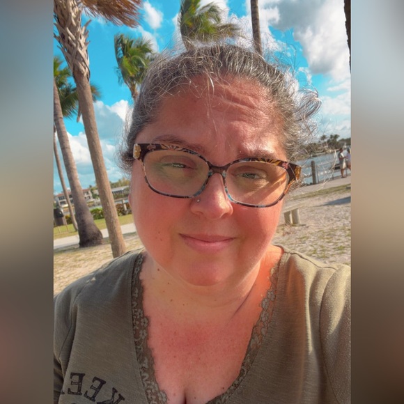 juliedouglas253